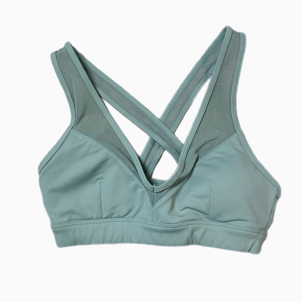 Alo Yoga Sports Bra in Dusty Sage Green Size XS